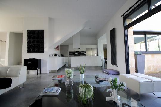 Maison en pierre le bouscat.12